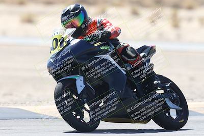 media/Oct-02-2025-Racers Edge (Thu) [[2c91cb6ab3]]/3-B Group/Session 3-Turn 16 (12pm)/